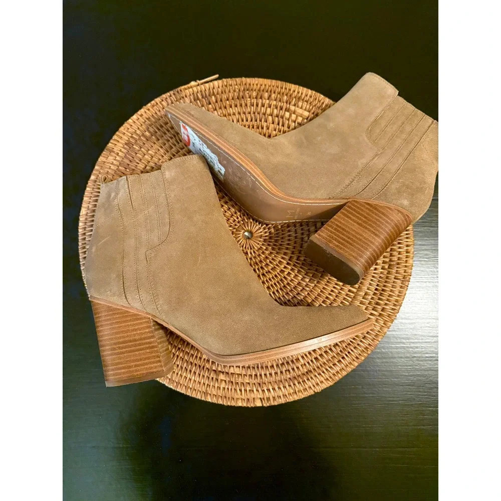Marc Fisher LTD Alva Tan Suede Pointed Toe Block Heel‎ Ankle Boots Size 12M